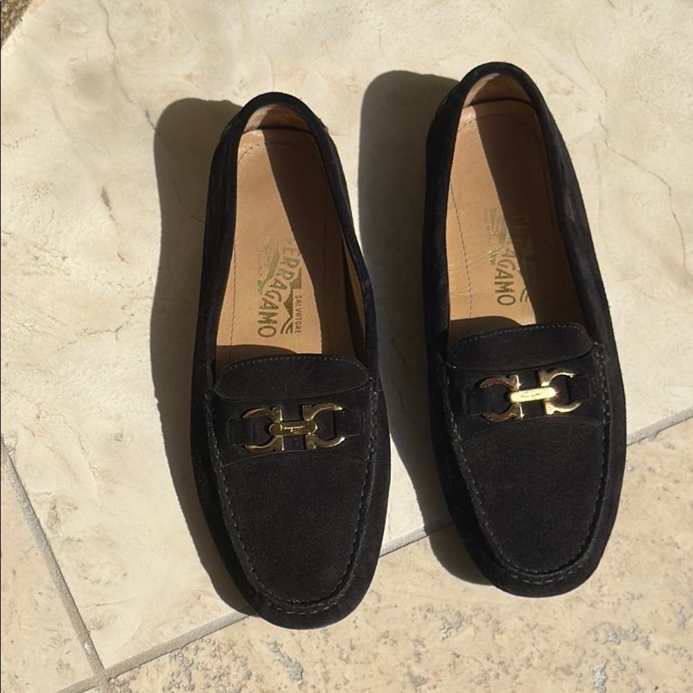 Salvatore Ferragamo Black Loafers for Men size 8M​